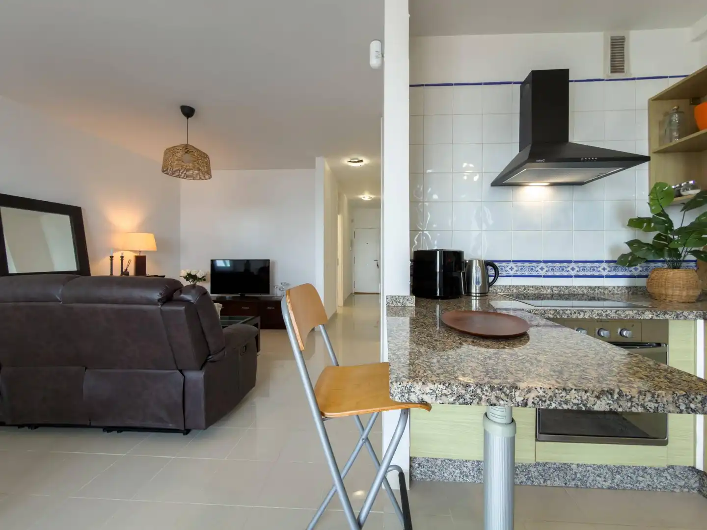 Cuina de Apartament en venda en San Cristóbal de la Laguna amb Jardí privat, Terrassa i Piscina comunitària
