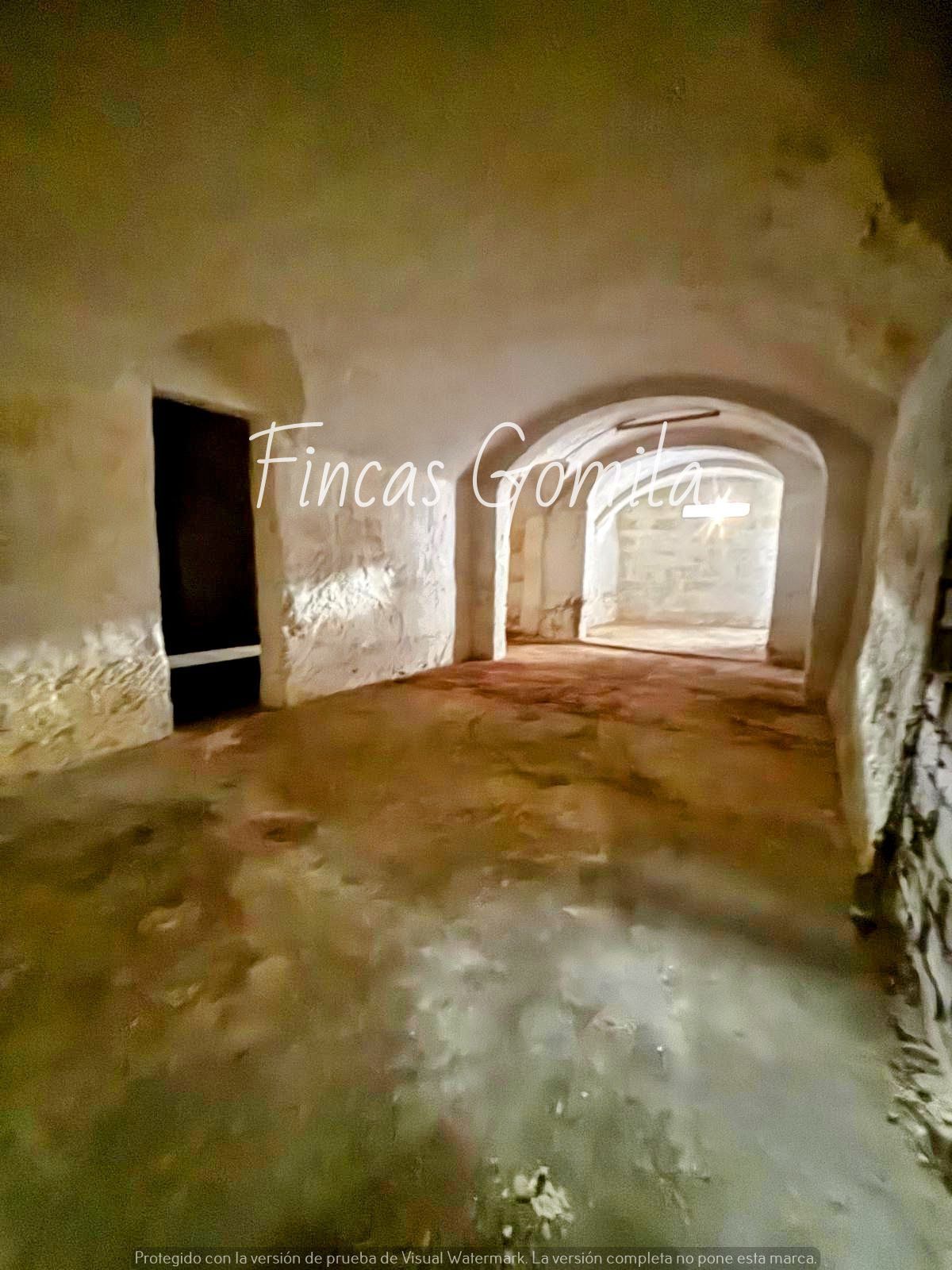 Premises for sale in Maó