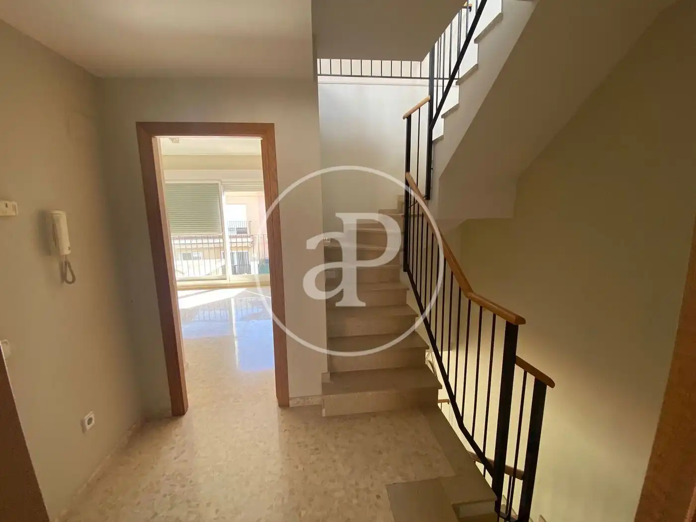 Casa adosada en venta en Moncada con Aire acondicionado, Calefacción y Terraza