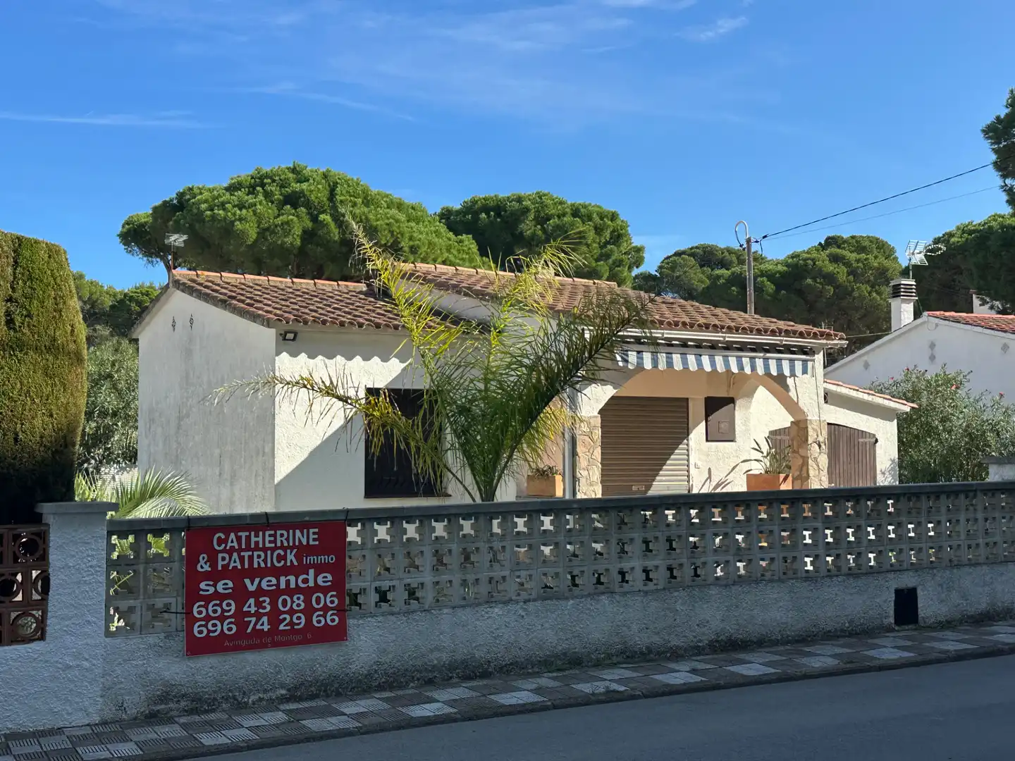 Vista exterior de Casa o chalet en venta en Port - La Cota - Puig Sec