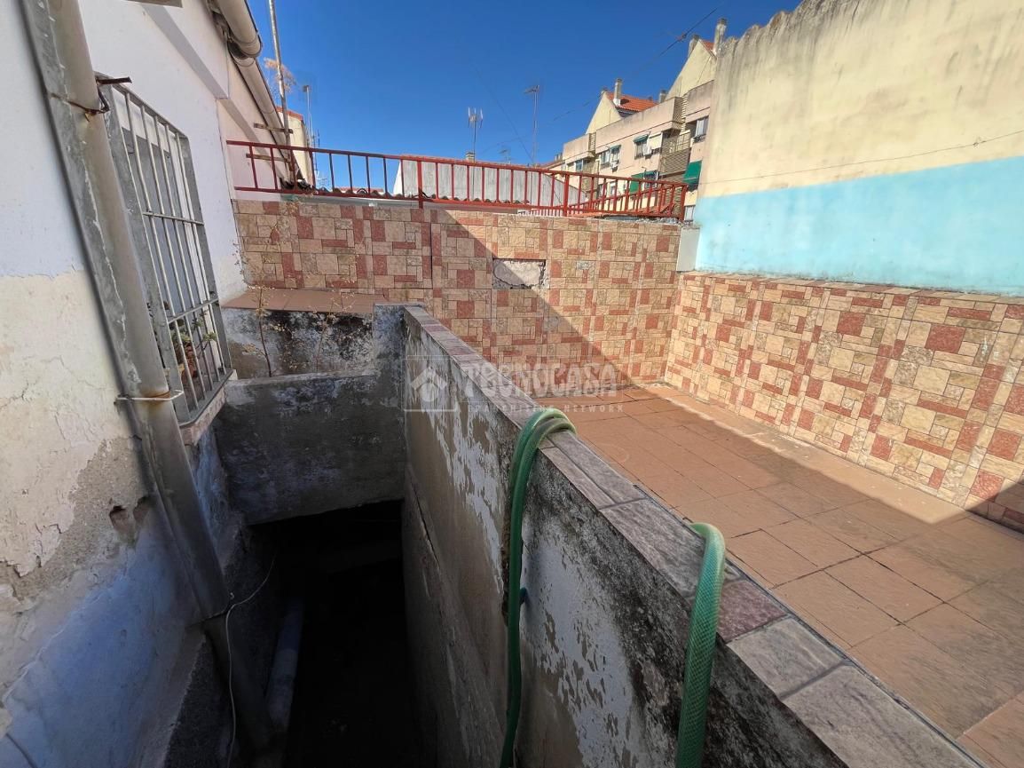 Casa adosada en venta en Cáceres Capital con Aire acondicionado y Terraza