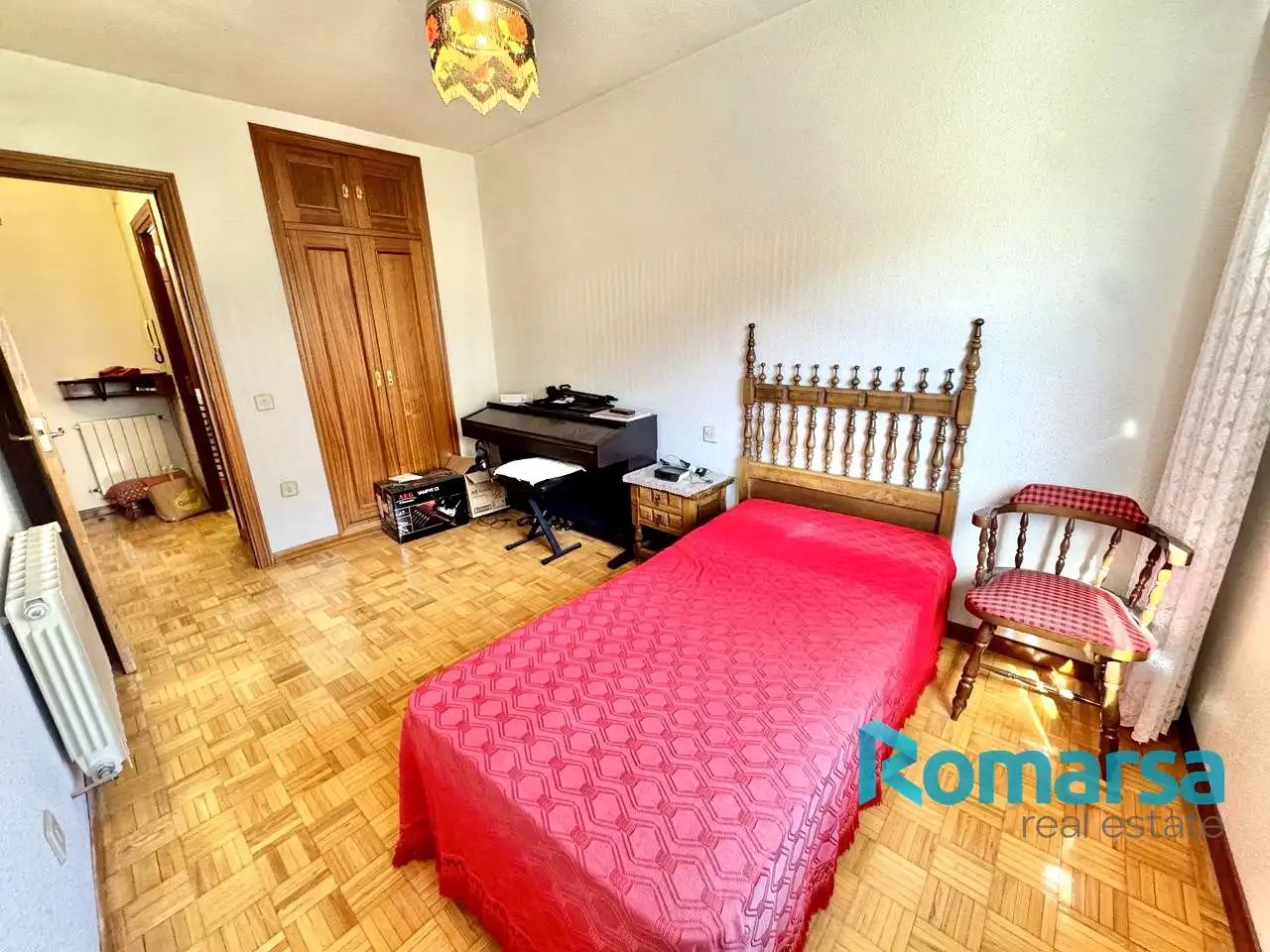 Habitación de Piso en venta en Ávila con Calefacción, Parquet y Trastero
