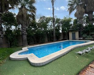 Piscina de Casa o xalet de lloguer en Guardamar del Segura amb Terrassa i Piscina