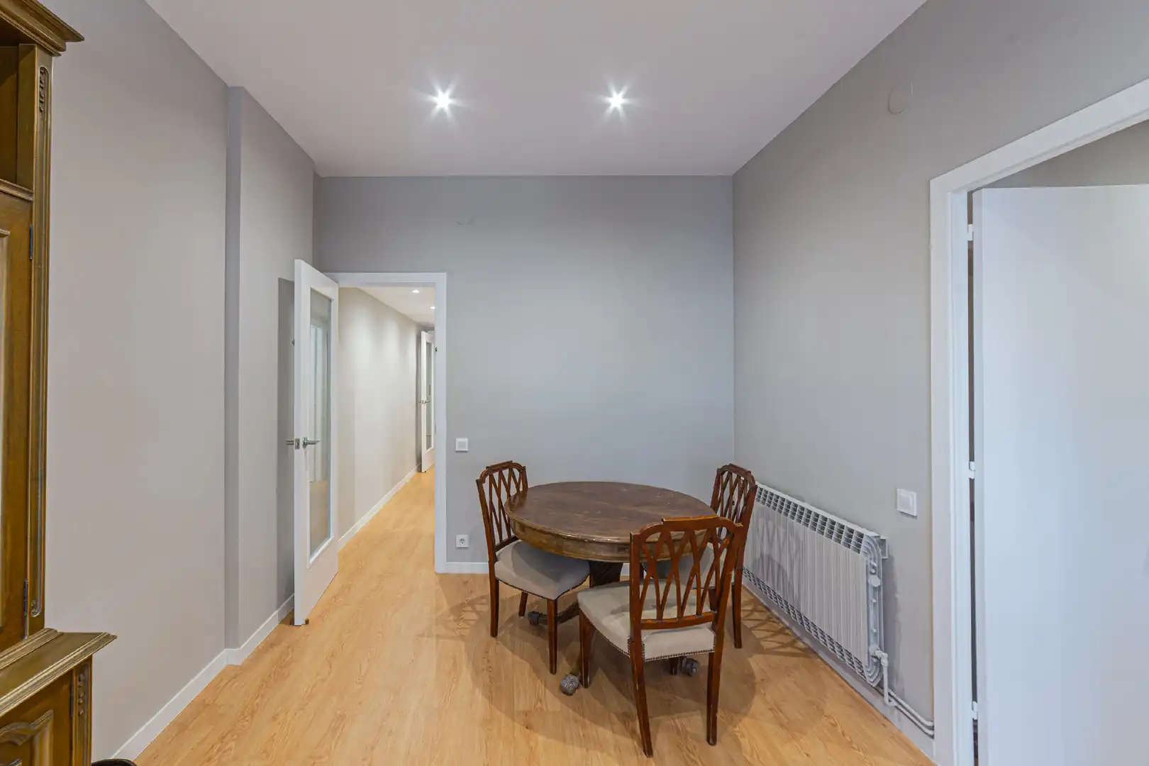 Comedor de Apartamento en venta en Barcelona con Calefacción y Parquet