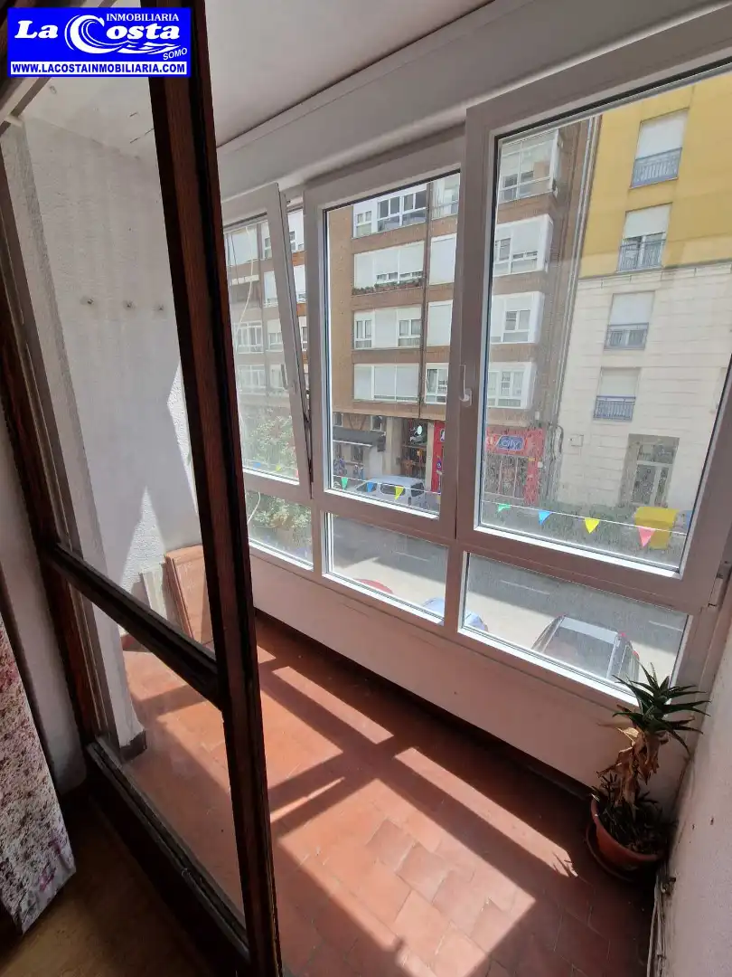 Exterior view of Flat for sale in Santander  with Parquet flooring, Oven and Washing machine