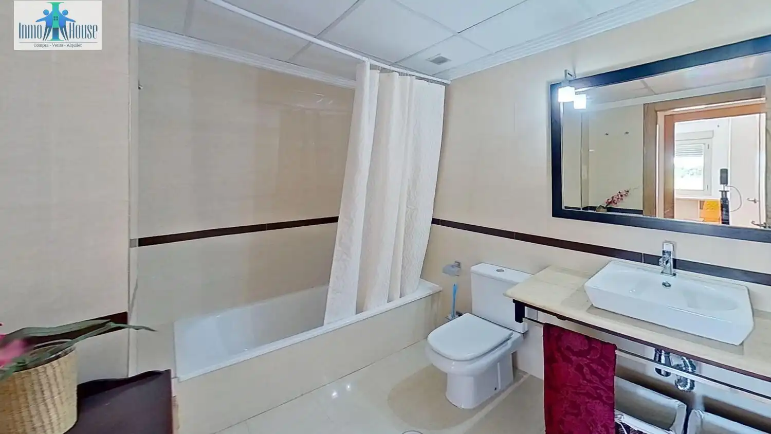 Baño de Piso en venta en Albacete con Aire acondicionado, Calefacción y Trastero