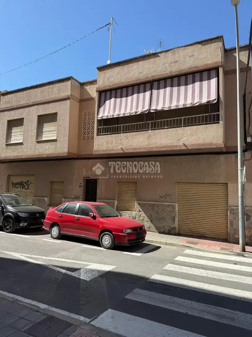 Exterior view of Single-family semi-detached for sale in Alicante / Alacant  with Air Conditioner and Balcony