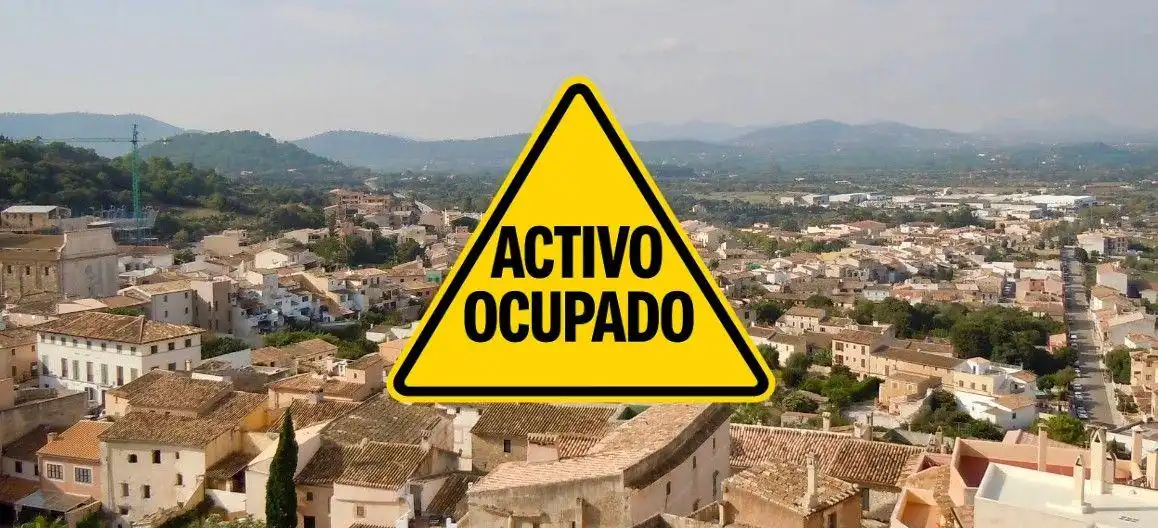 Casa amb piscina en venda a CAN ROS ZONA 3