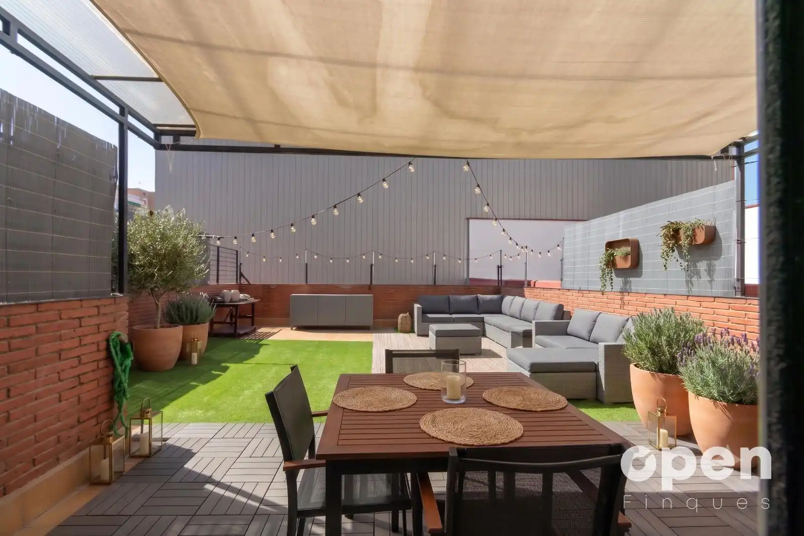 Terraza de Dúplex en venta en Terrassa con Aire acondicionado, Calefacción y Parquet