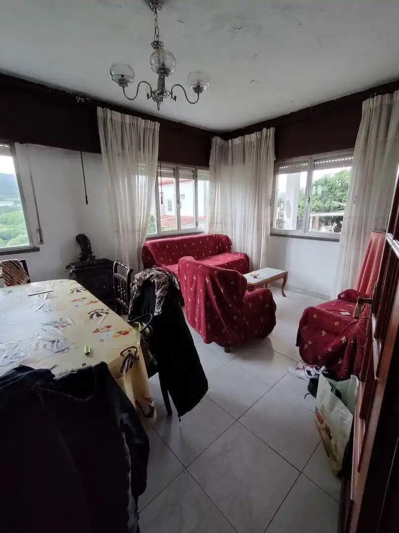 Sala de estar de Casa o chalet en venta en Lousame con Jardín privado, Trastero y Amueblado