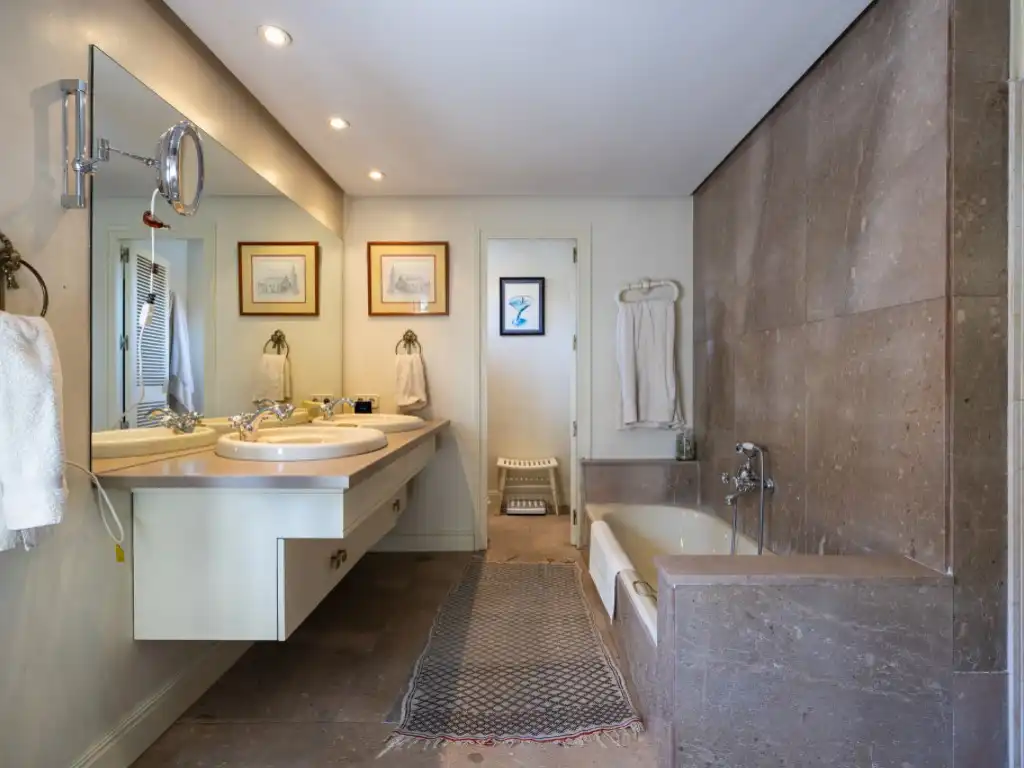 Baño de Casa o chalet en venta en Madrid con Balcón