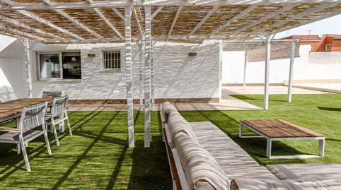 Foto 4 de Casa adosada en venda a Calle Rosalia de Castro, 52, Zona Carrefour - Urbanizaciones, Torrevieja