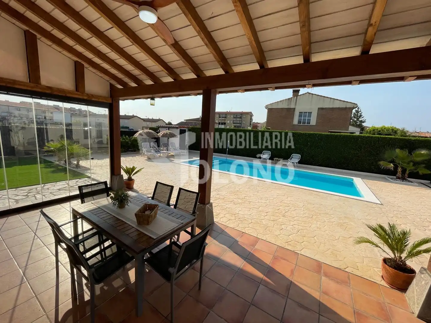 Piscina de Casa o chalet en venta en Cuzcurrita de Río Tirón con Calefacción, Jardín privado y Parquet