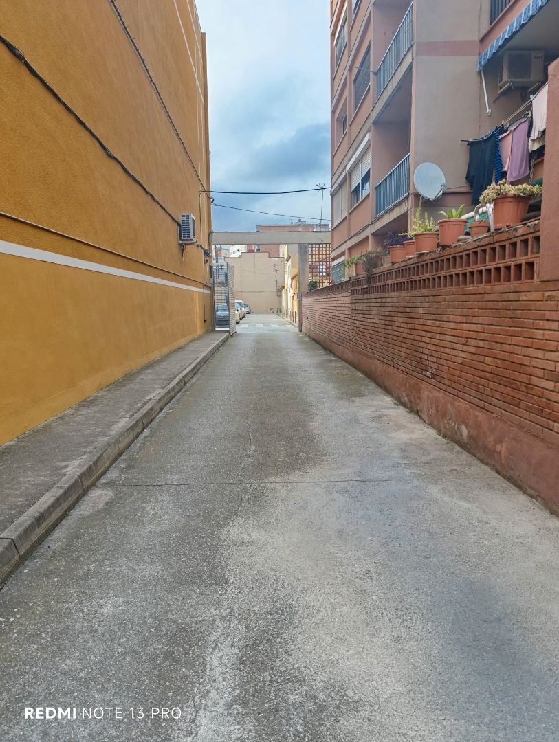 Vista exterior de Garatge en venda en Mollet del Vallès