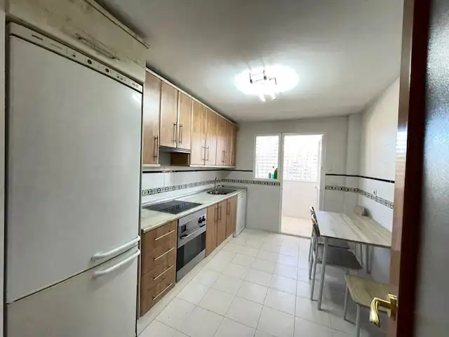 Cocina de Piso de alquiler en Málaga con Terraza, Trastero y Horno