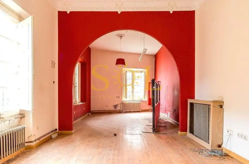 Local en venta en Gordoncillo con Parquet
