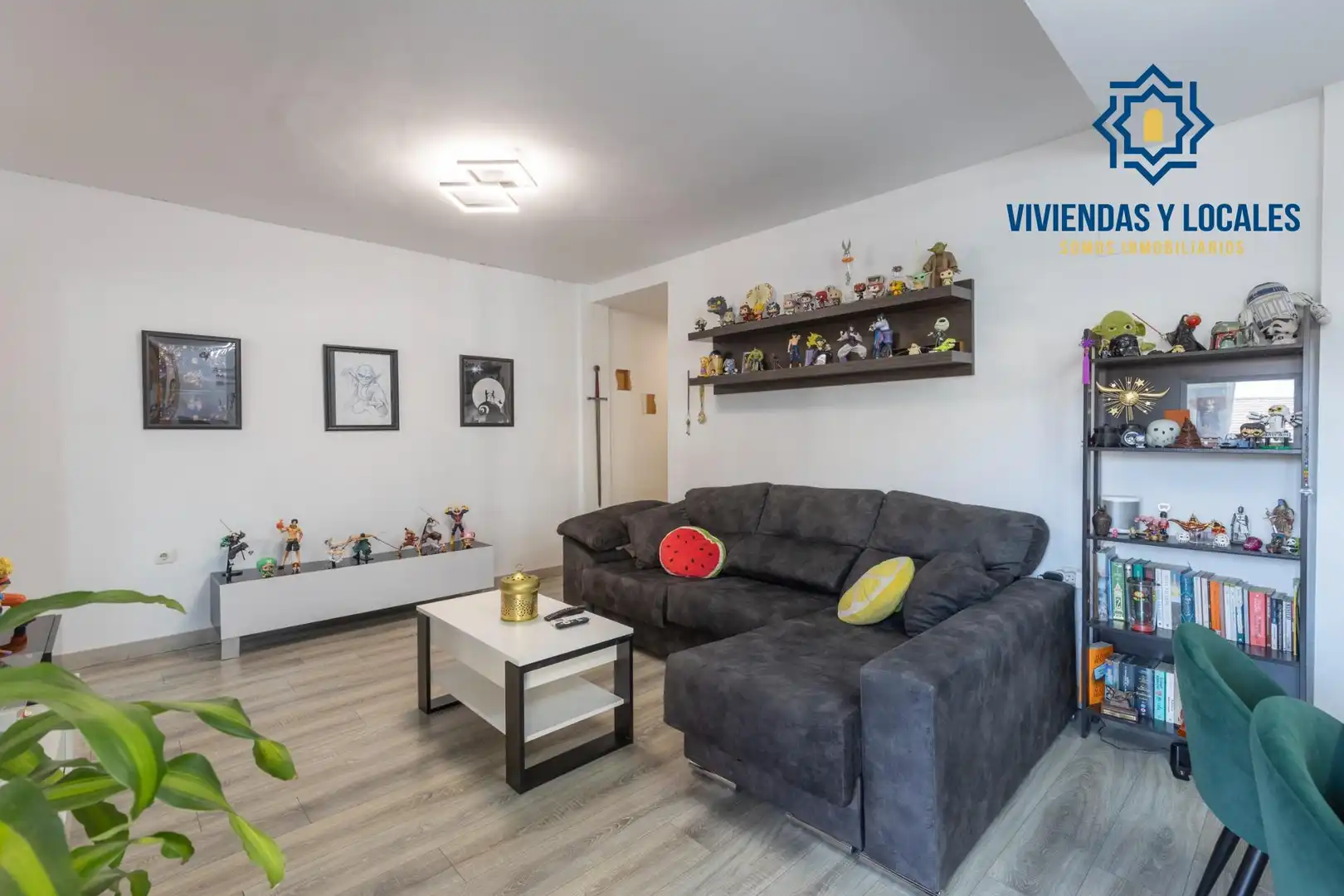 Piso con terraza en venta en Avenida de Virgen del Rosario 30, imagen 7