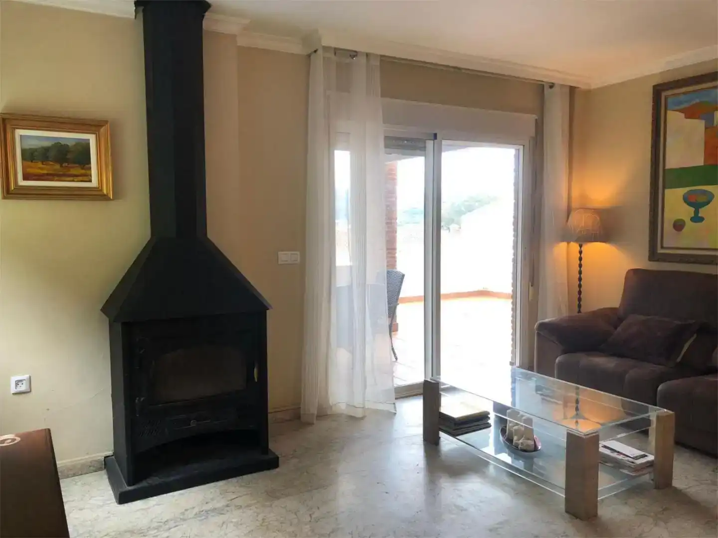 Wohnzimmer von Einfamilien-Reihenhaus zur Miete in Almuñécar mit Schwimmbad