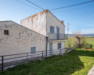Exterior view of House or chalet for sale in Narros del Puerto