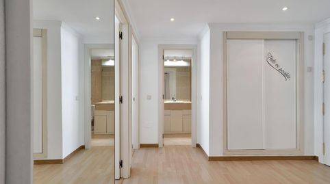 Foto 3 de Apartamento en venta en Urbanización Los Pinos de Nagüeles, Bloque 3 B, , La Carolina - Guadalpín, Marbella