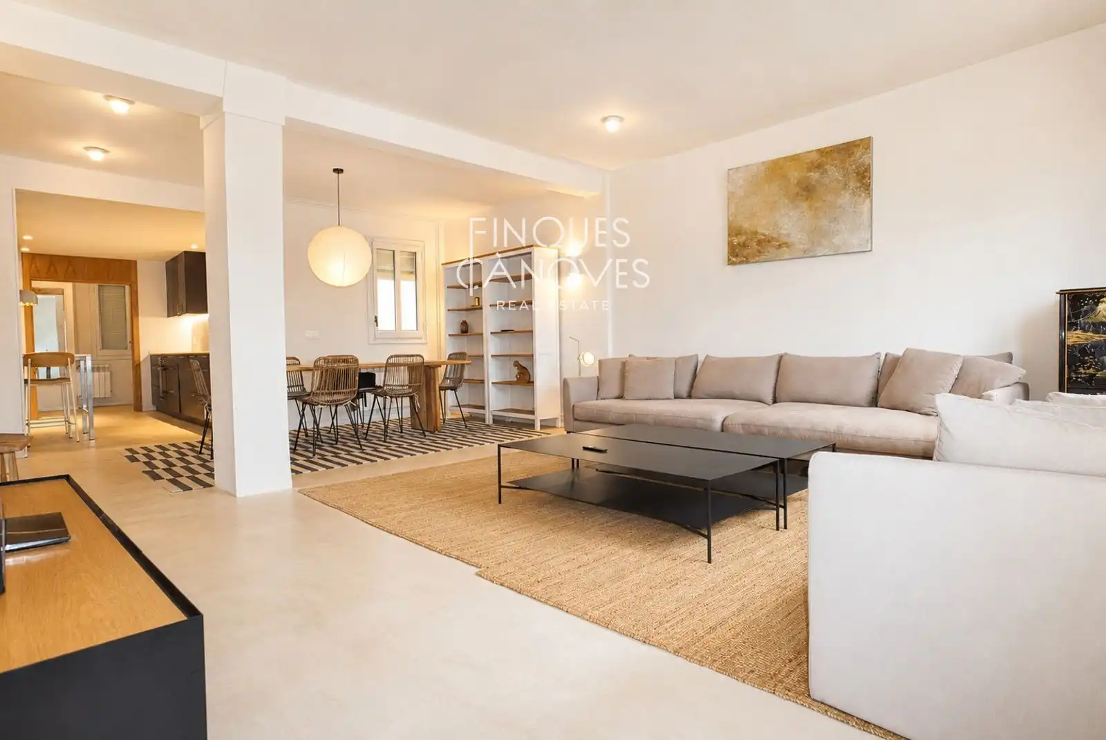 Living room of Flat for sale in Girona  with Air Conditioner, Heating and Terrace