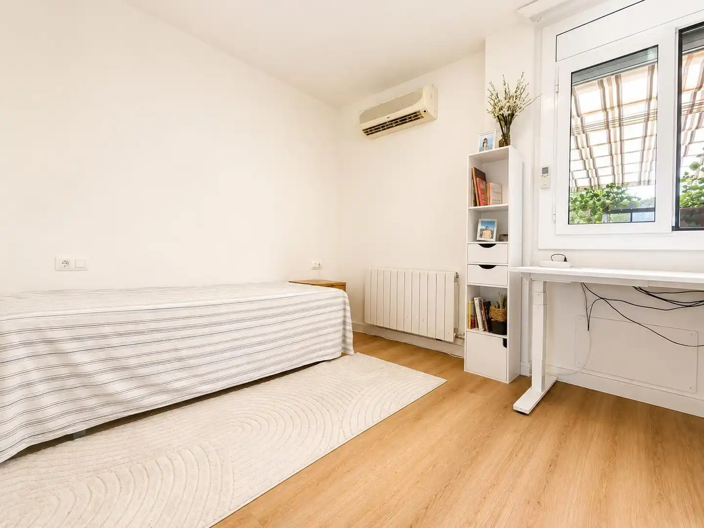 Habitación de Casa adosada en venta en Cunit con Aire acondicionado, Calefacción y Jardín privado