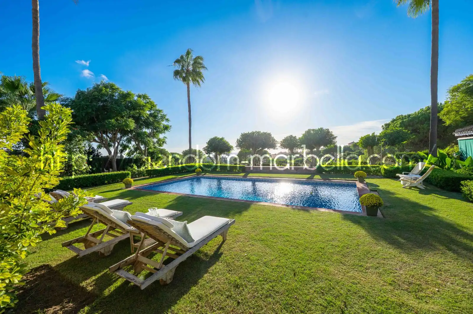 Garten von Haus oder Chalet zum Verkauf in Marbella mit Klimaanlage, Heizung und Privatgarten