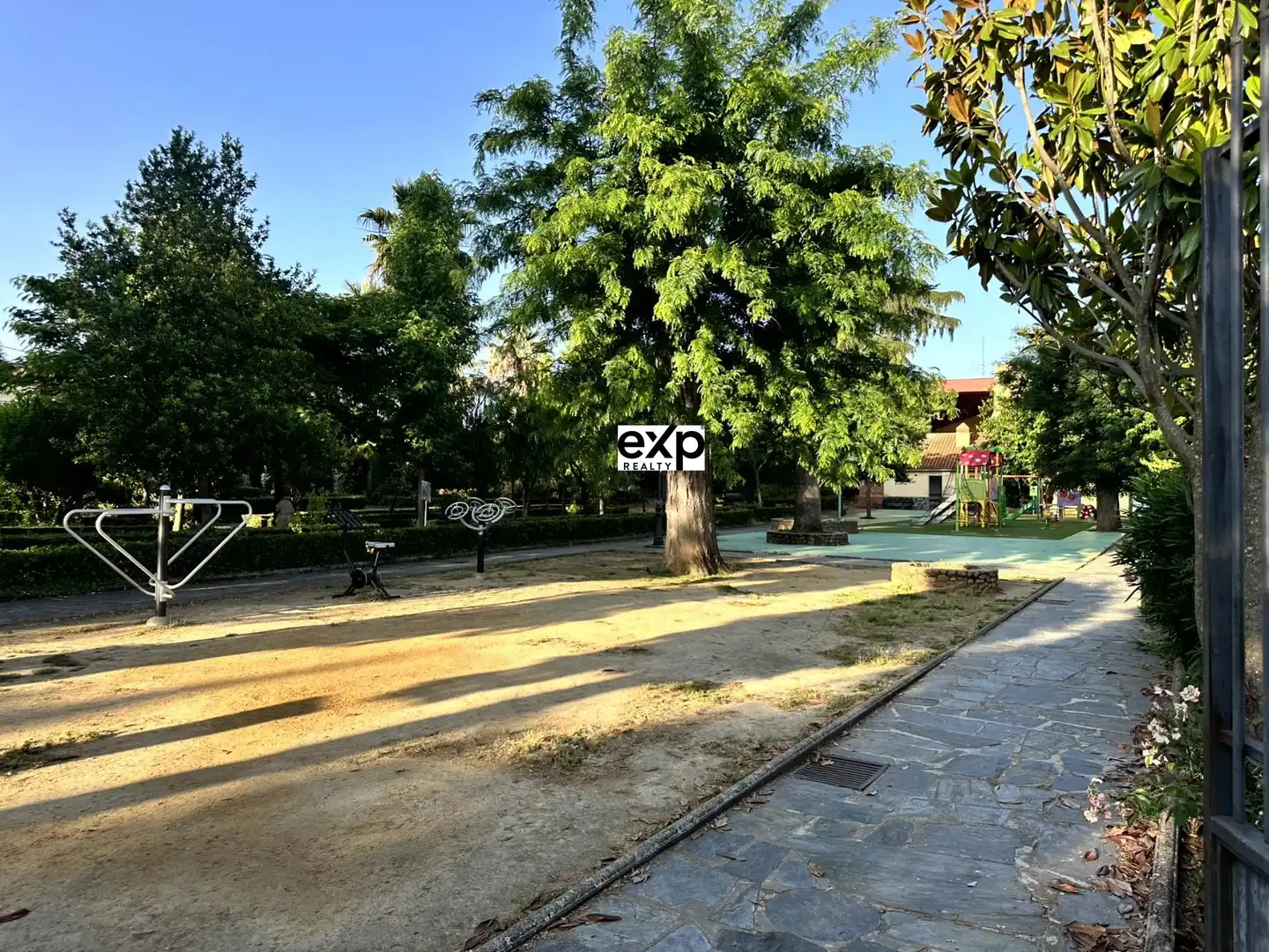 Vista exterior de Casa o chalet en venta en Madroñera con Aire acondicionado, Calefacción y Jardín privado