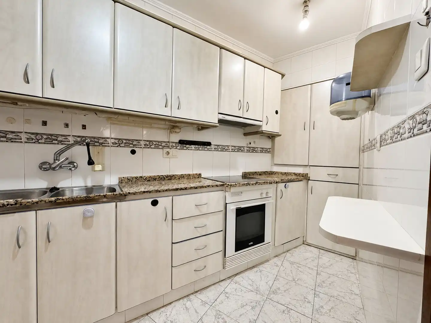 Kitchen of Flat for sale in L'Espluga de Francolí