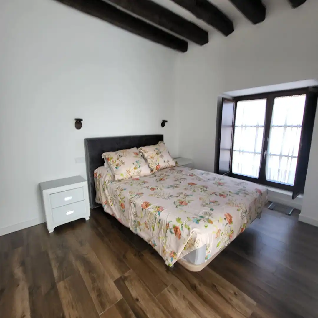 Dormitori de Apartament de lloguer en Ávila amb Traster i Moblat
