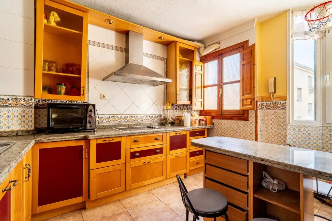 Cocina de Casa adosada en venta en Granada con Aire acondicionado