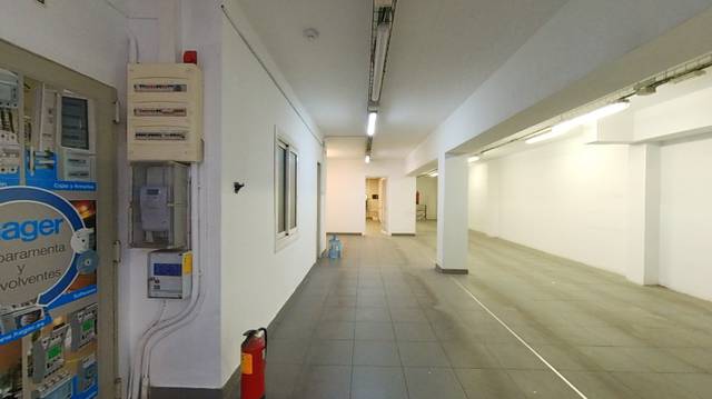 Local comercial en Alquiler en Barcelona - Navas de tolosa  334 en Navas