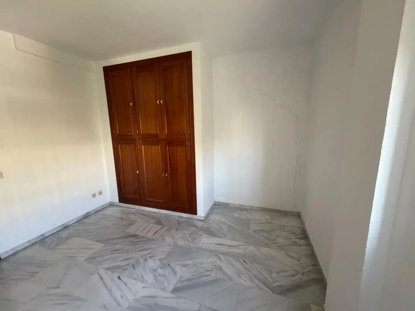 Wohnung zur Miete in Sevilla mit Klimaanlage und Terrasse