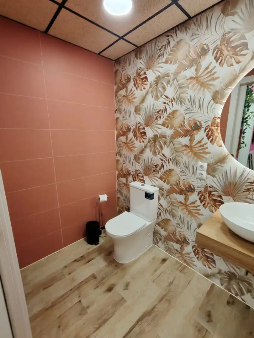 Badezimmer von Geschaftsraum zur Miete in Lliçà d'Amunt mit Klimaanlage, Heizung und Terrasse