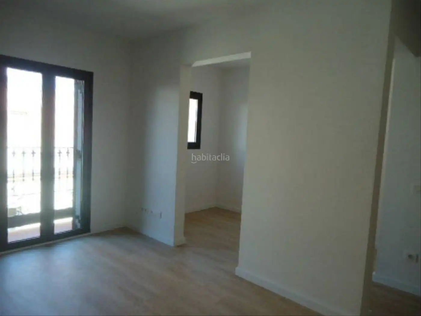 Schlafzimmer von Wohnung zum Verkauf in Barcelona mit Klimaanlage und Heizung