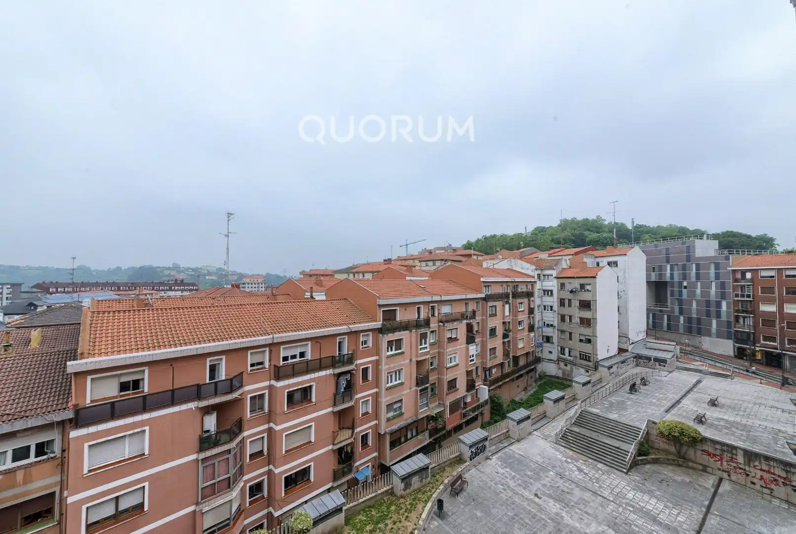 Vista exterior de Piso en venta en Barakaldo  con Calefacción, Trastero y Amueblado