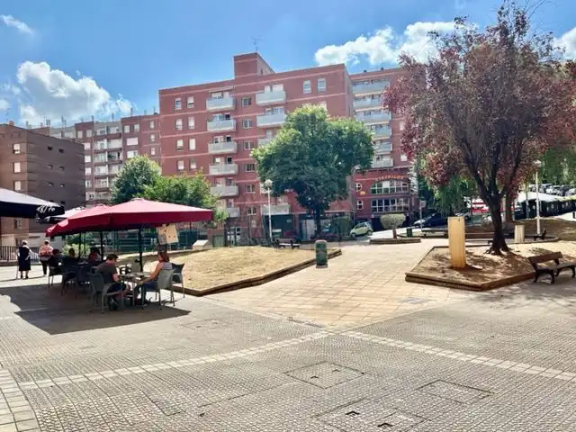 Vista exterior de Local en venta en Bilbao 