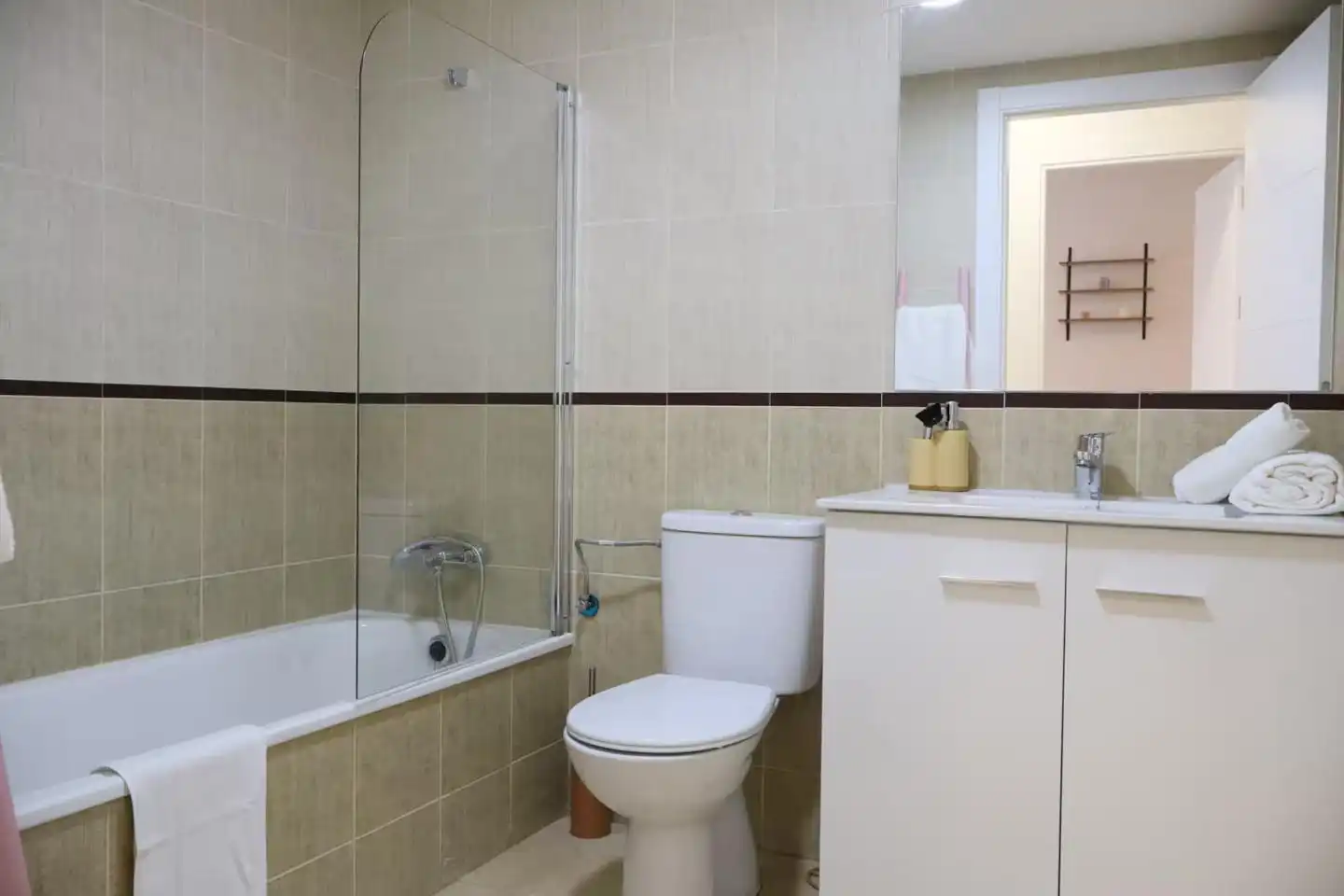 Badezimmer von Wohnung zur Miete in Centre - Sant Josep - Sanfeliu