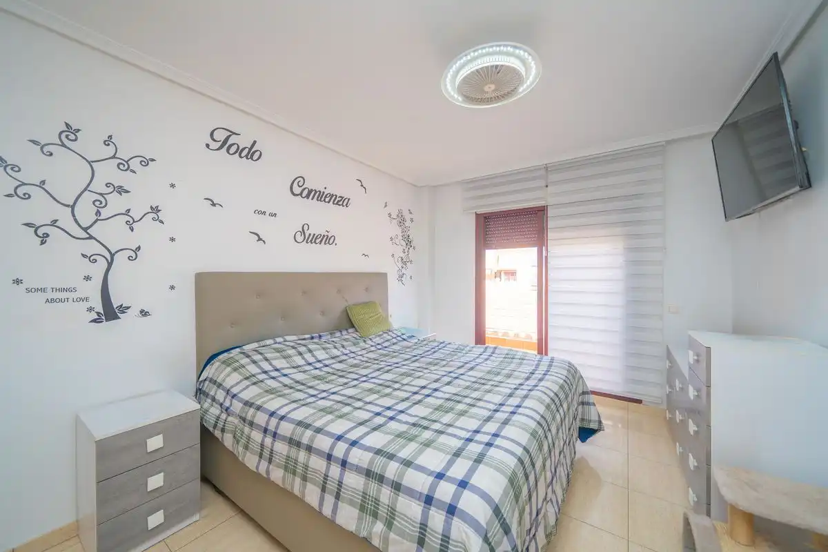 Habitación de Casa adosada en venta en La Nucia con Aire acondicionado, Calefacción y Terraza