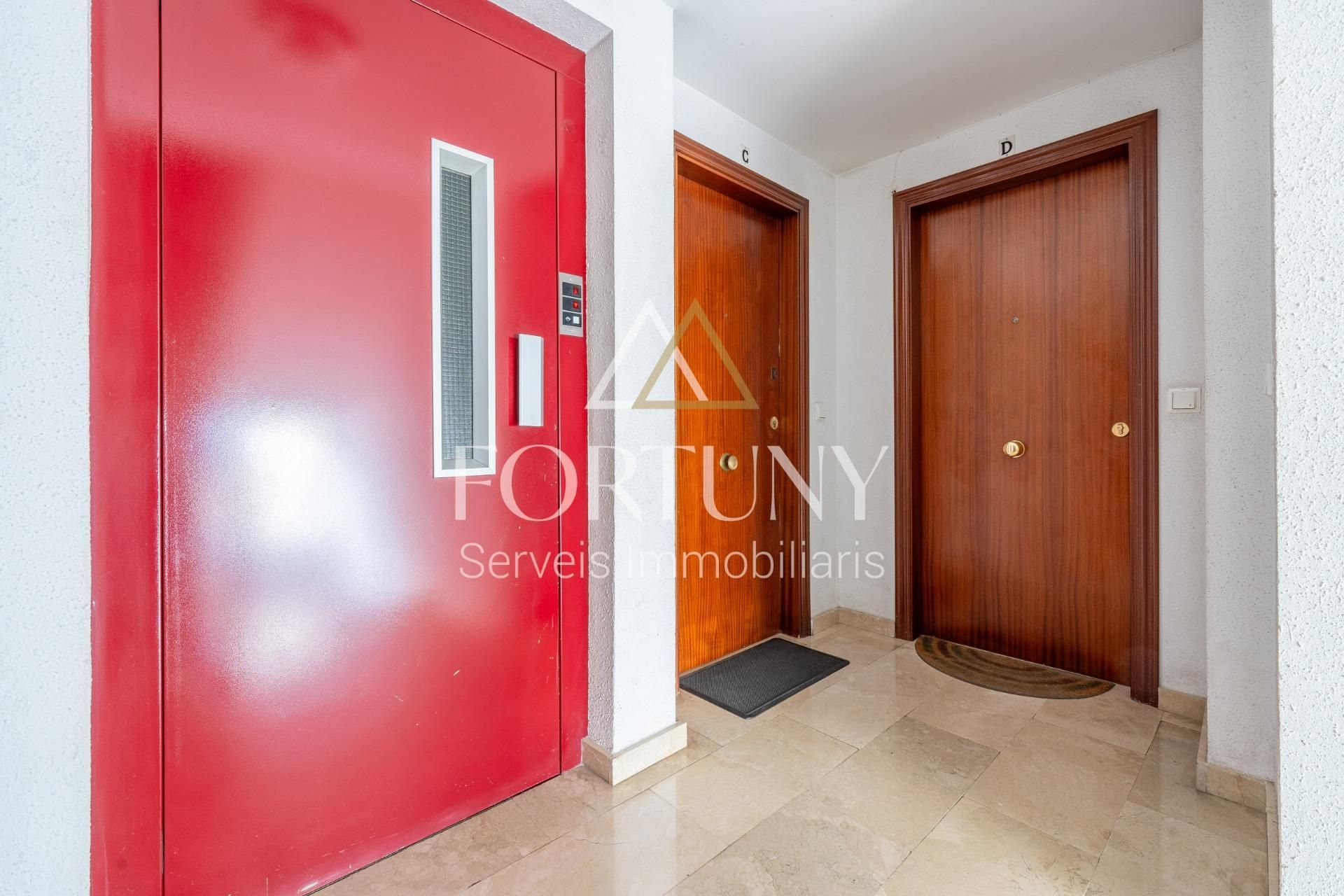 Attic for sale in Reus  with Air Conditioner, Terrace and Storage room