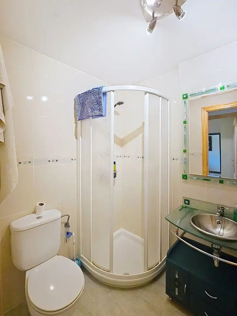 Bathroom of Flat for sale in Miramar  with Air Conditioner, Heating and Terrace
