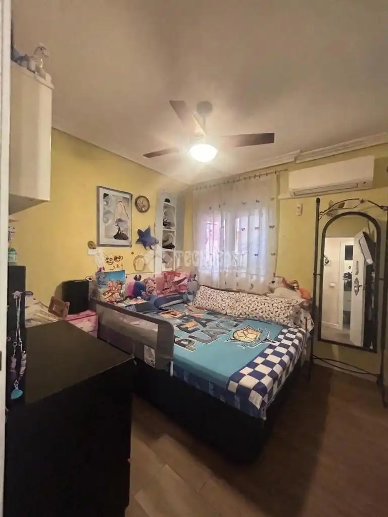 Habitación de Piso en venta en Valdemoro con Aire acondicionado y Calefacción