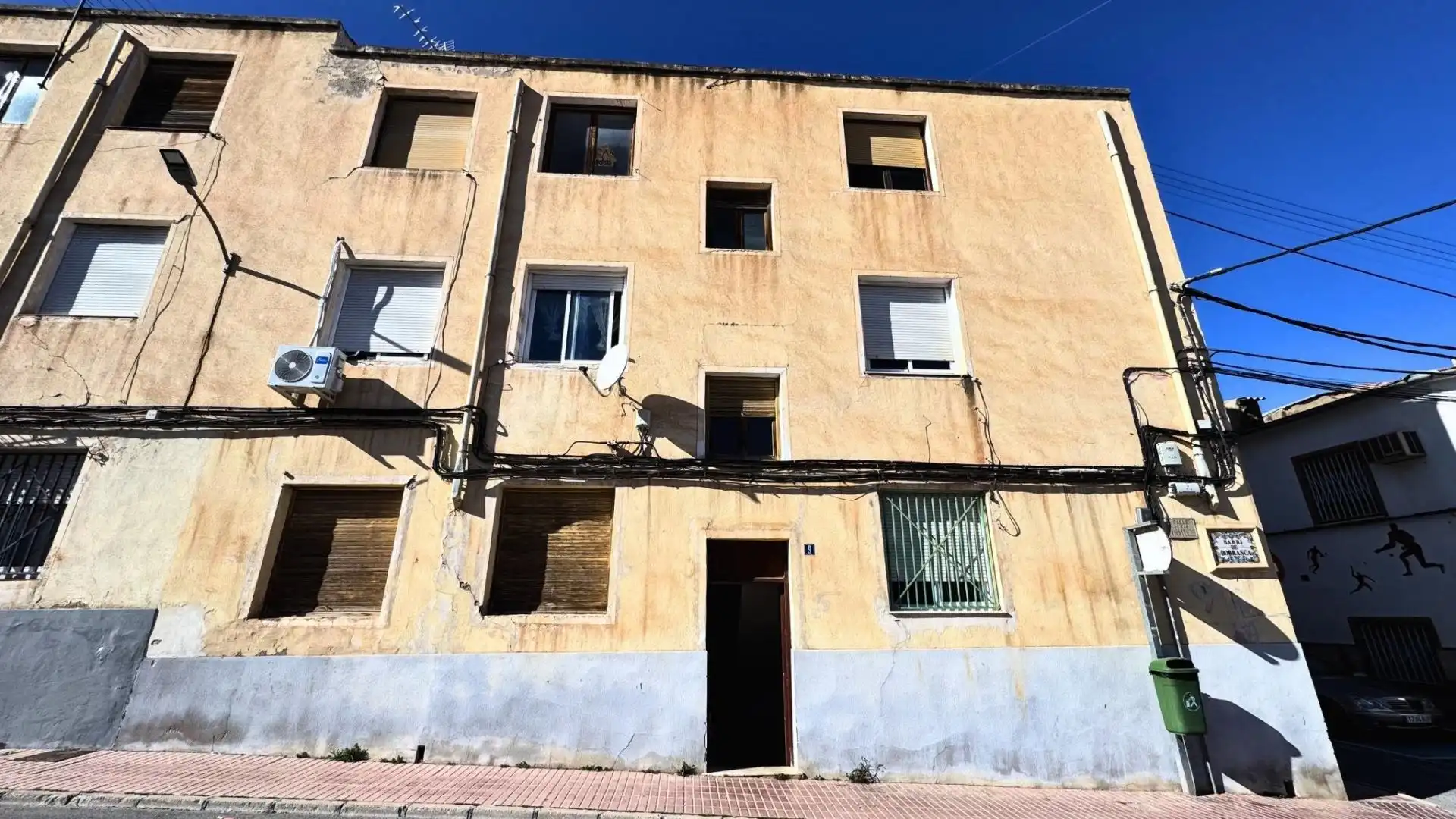 Vista exterior de Pis en venda en Monóvar  / Monòver amb Terrassa