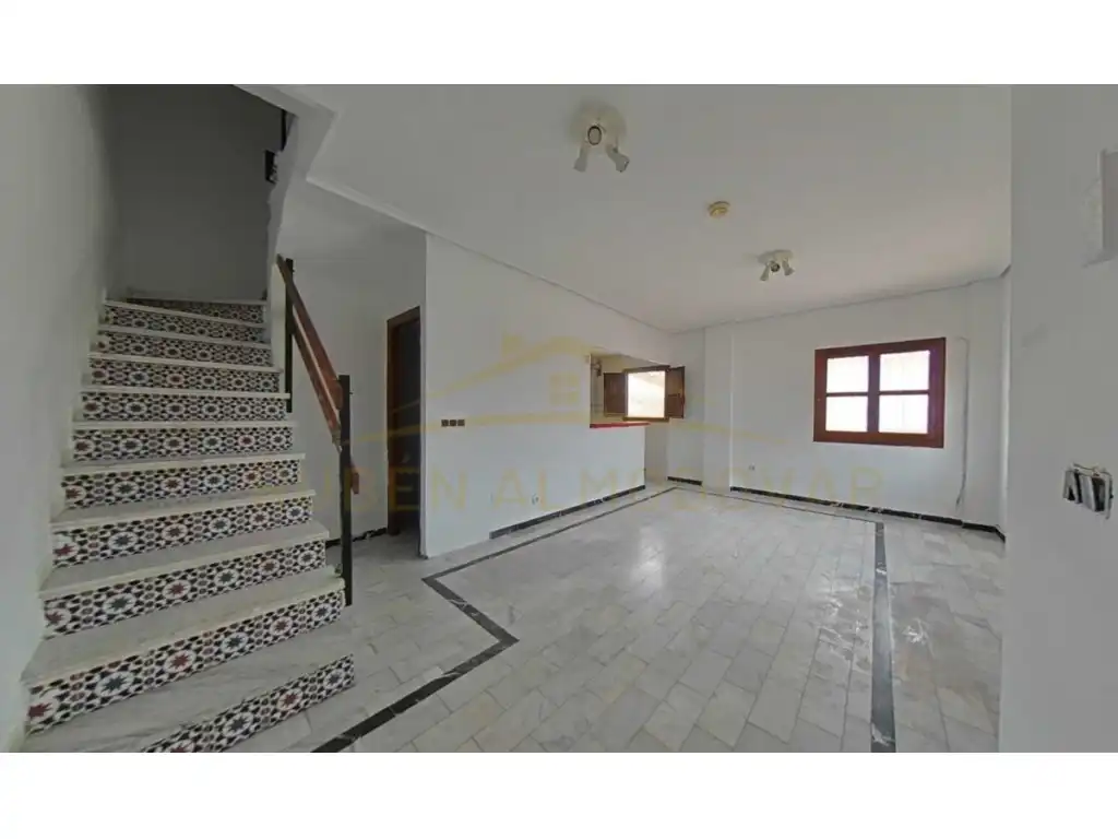 Villa à vendre à Calle Limonar 25