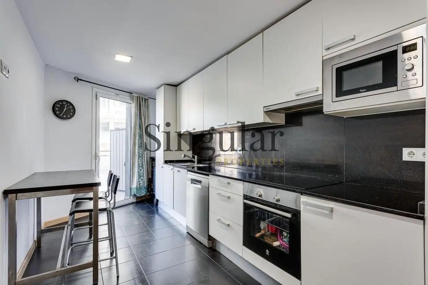 Cocina de Piso en venta en Badalona con Calefacción, Jardín privado y Parquet