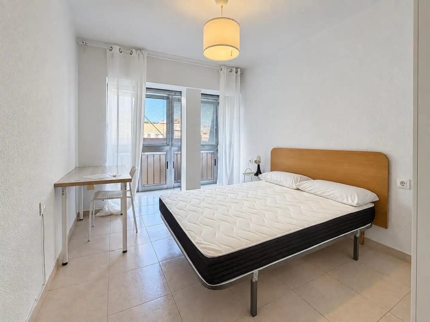Bedroom of Flat for rent in Burjassot  with Furnished