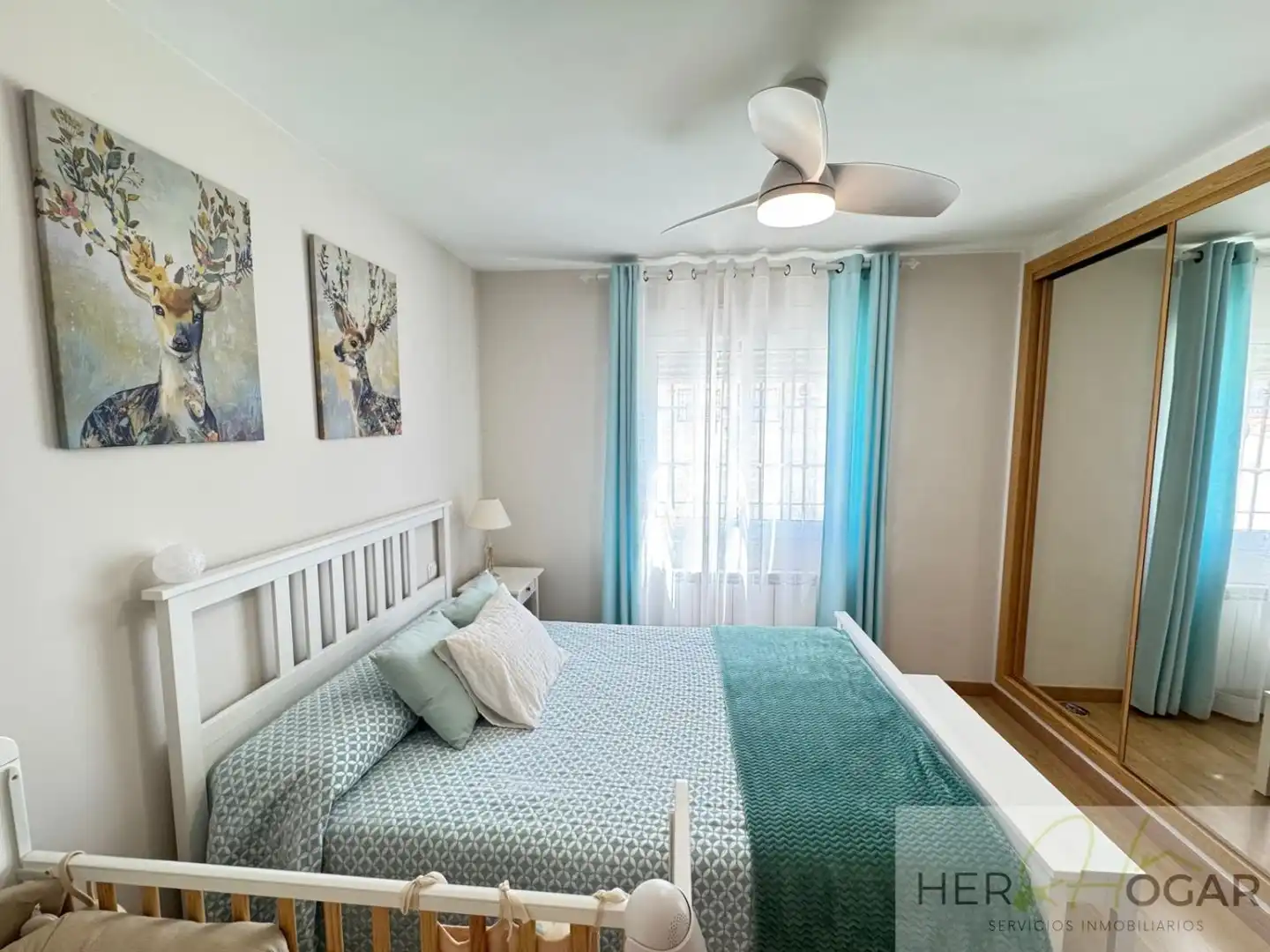 Habitación de Casa o chalet en venta en Burguillos de Toledo con Aire acondicionado, Calefacción y Jardín privado