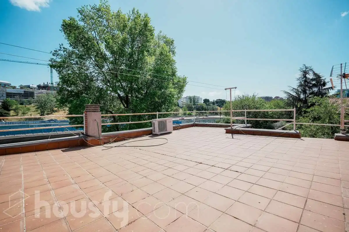 Casa o chalet en venta en Cl Lirios, Hispanoamérica - Bernabéu