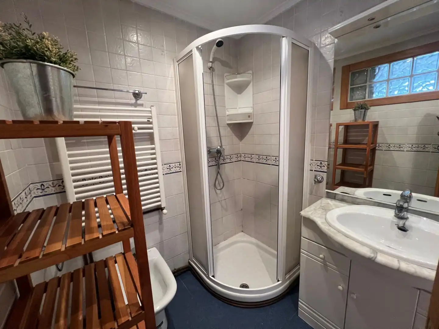 Bathroom of Attic for sale in  Logroño  with Heating, Parquet flooring and Terrace