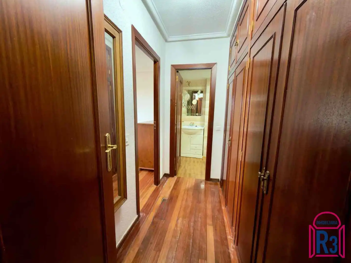 Pis en venda en León Capital  amb Calefacció i Terrassa